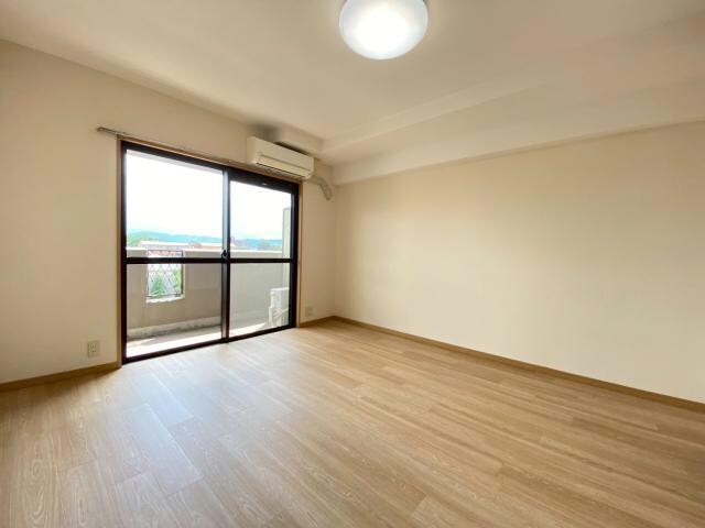 自治会館入口 徒歩3分 6階の物件内観写真