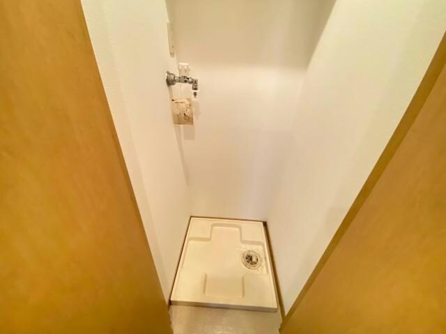 自治会館入口 徒歩3分 6階の物件内観写真