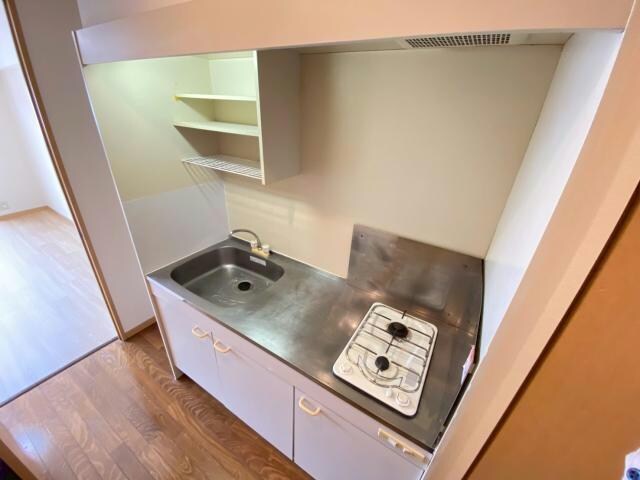 自治会館入口 徒歩3分 6階の物件内観写真