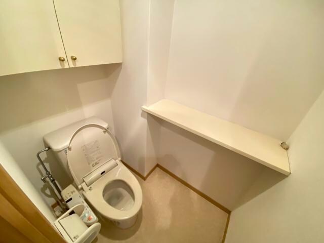 自治会館入口 徒歩3分 6階の物件内観写真