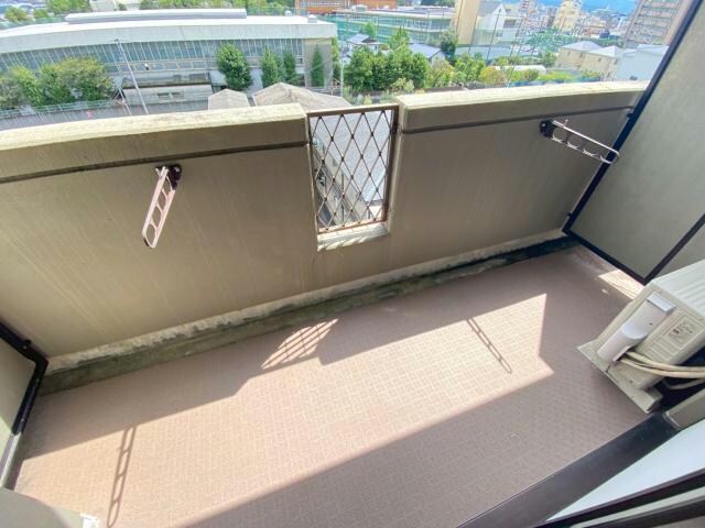 自治会館入口 徒歩3分 6階の物件内観写真