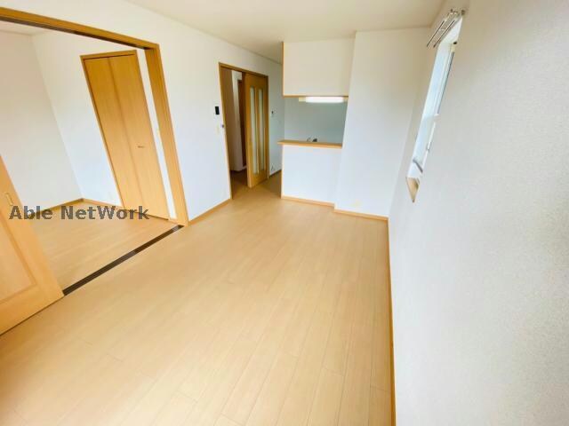 インターチェンジ前 徒歩1分 2階の物件内観写真