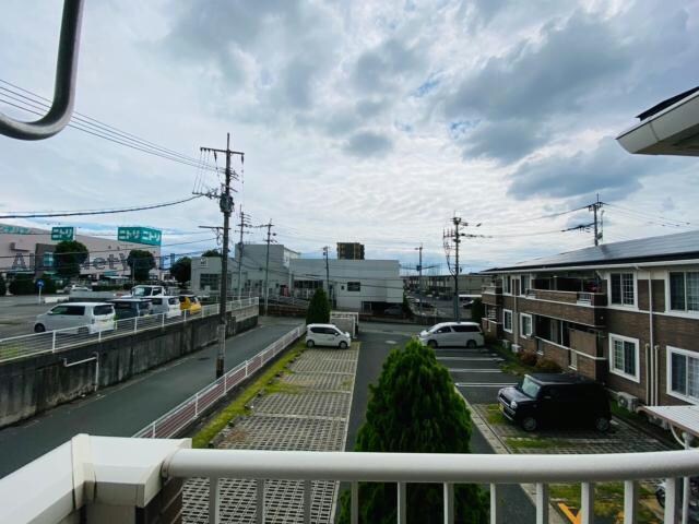 インターチェンジ前 徒歩1分 2階の物件内観写真