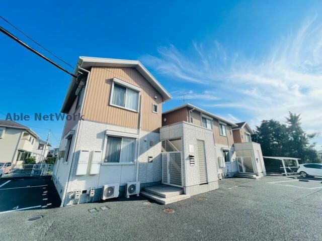 託麻総合出張所前徒歩1分の物件外観写真