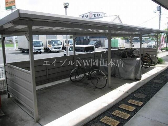 ウエストビレッジ３４１の物件外観写真