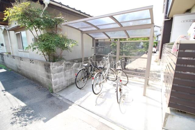 カーサ・エストレヤの物件外観写真