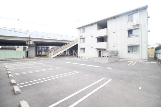 メナージュの物件外観写真