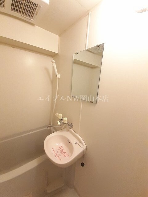 湯浅ビルの物件内観写真