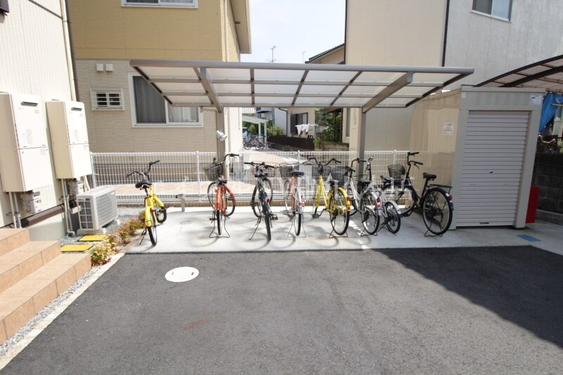 プランタンの物件外観写真