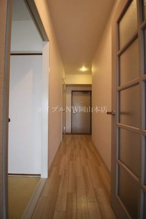 コロニアルリビング西島田ウエストタワーの物件内観写真