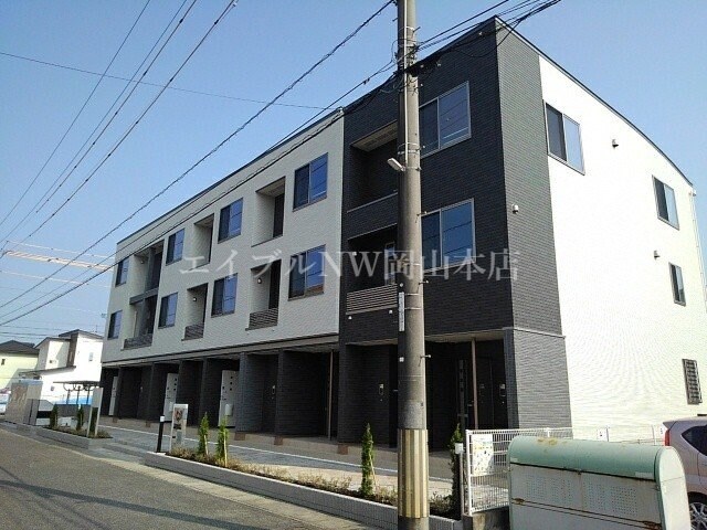 エテルノ・ベルの物件外観写真