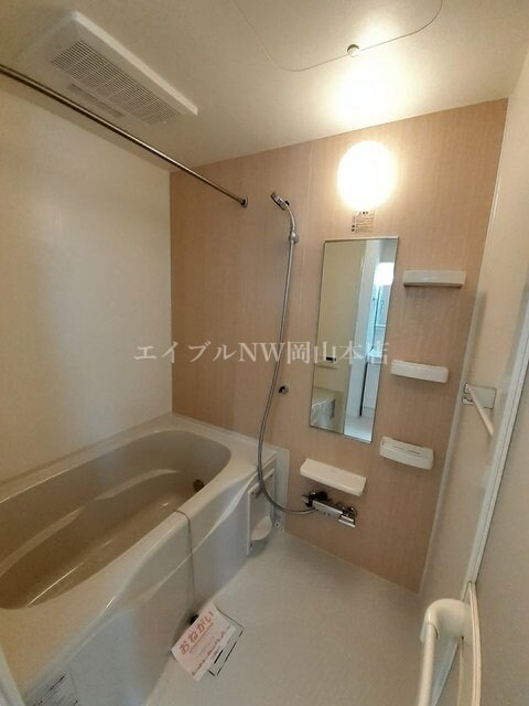 エテルノ・ベルの物件内観写真