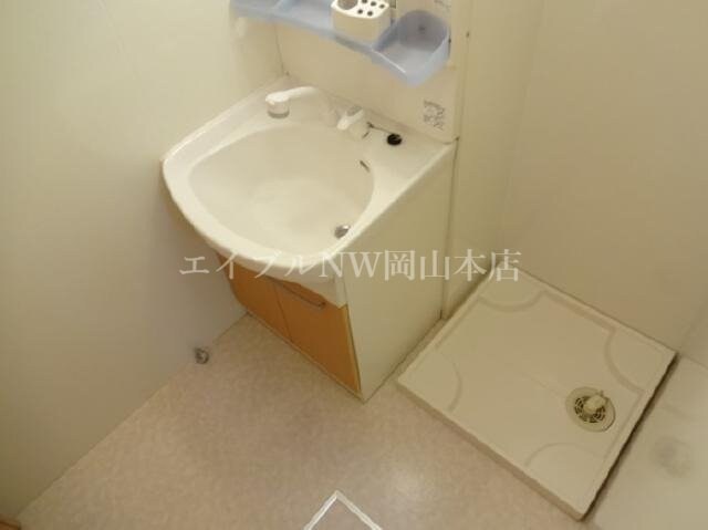 リビングタウン豊成Ｂ棟の物件内観写真