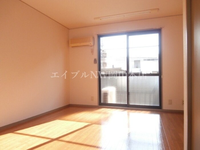 ナウ・ビラージュの物件内観写真