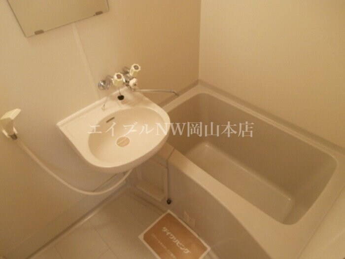 ナウ・ビラージュの物件内観写真