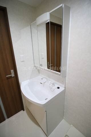 Frankfurt東川原の物件内観写真