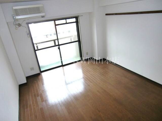 アジュール下中野の物件内観写真