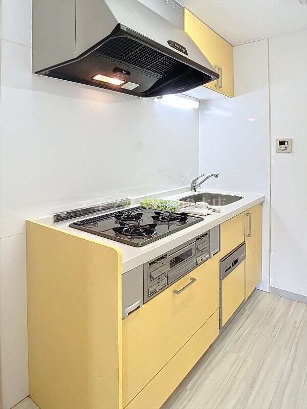 コロニアルリビング西島田ウエストタワーの物件内観写真