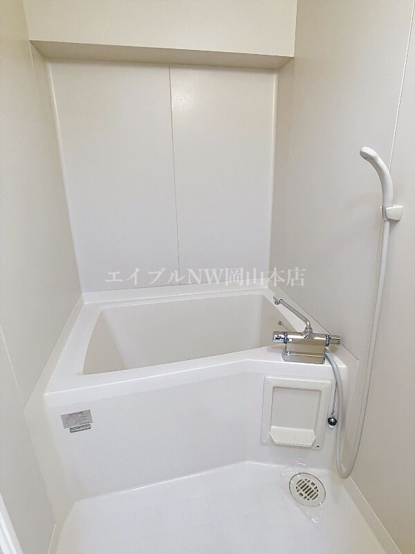 コロニアルリビング西島田ウエストタワーの物件内観写真