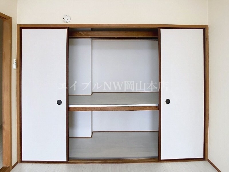 コロニアルリビング西島田ウエストタワーの物件内観写真