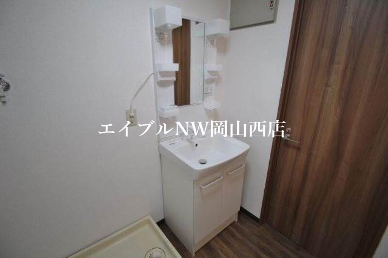 厚生町クラウンズマンションの物件内観写真