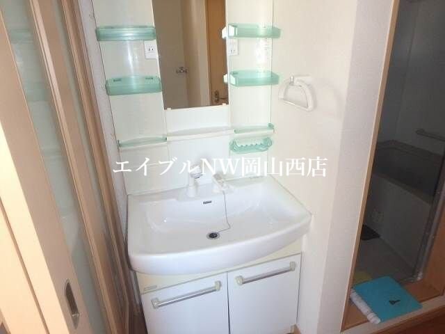 サンヨービルの物件内観写真