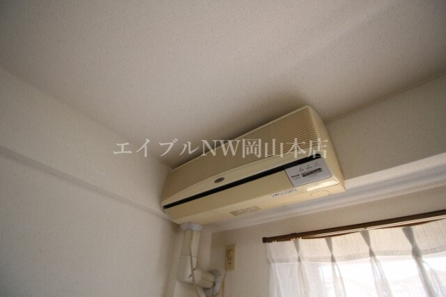 ビューラージュネスの物件内観写真