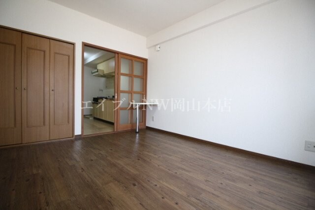 ビューラージュネスの物件内観写真