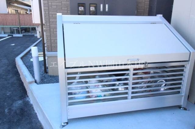 アピテ・ボナールの物件外観写真