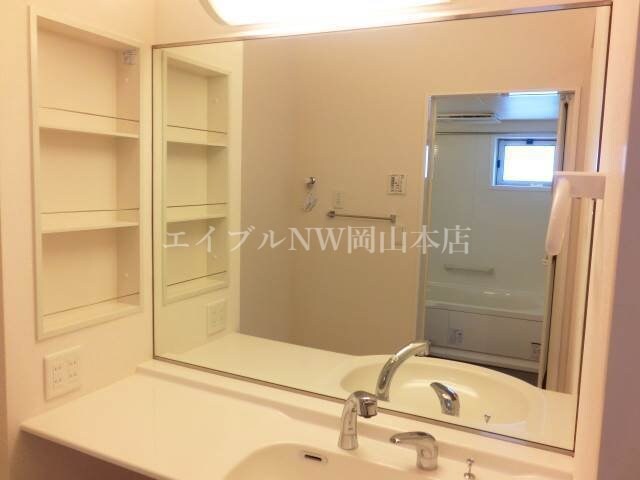 トゥールモンドの物件内観写真