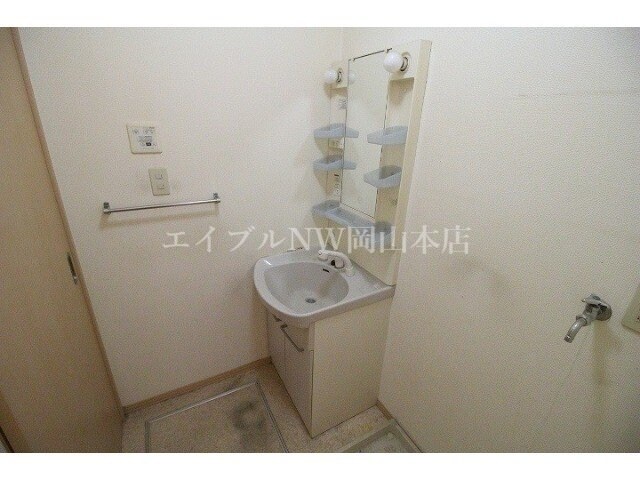 メゾンプリネール　Ａ棟の物件内観写真