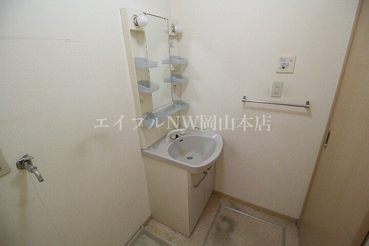 メゾンプリネール　Ａ棟の物件内観写真