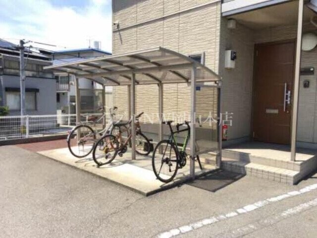 リバーサイドYの物件外観写真