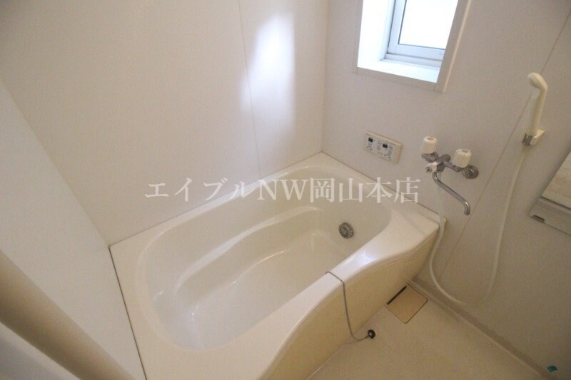 ラ・パルテール豊成　壱番館の物件内観写真