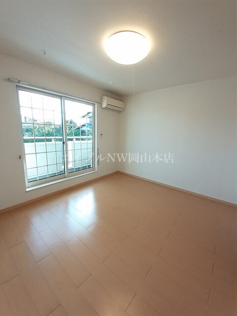 ネオ・サルビアⅠの物件内観写真