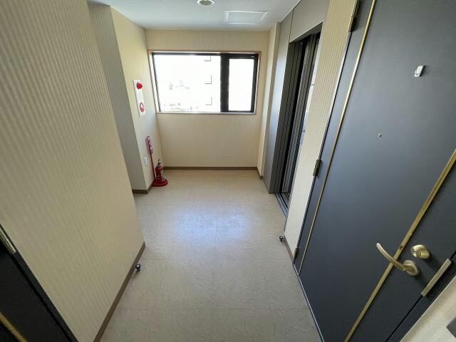 メゾンラフォーネの物件外観写真