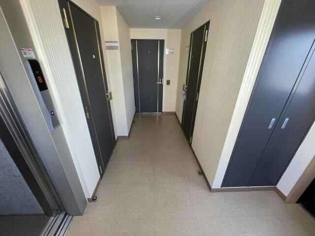 メゾンラフォーネの物件外観写真