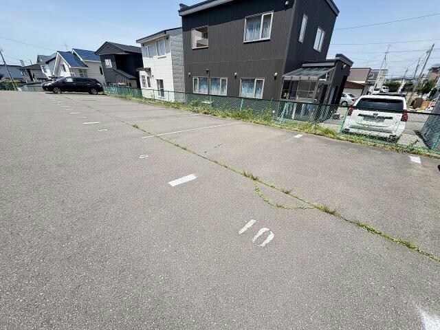 アールズコートの物件外観写真