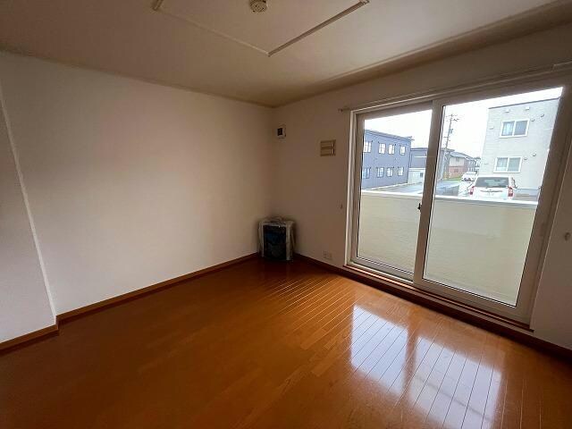 エルムプラシード5号館の物件内観写真