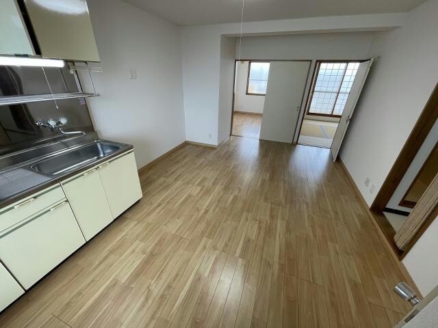 ロイヤルライフ富岡の物件内観写真