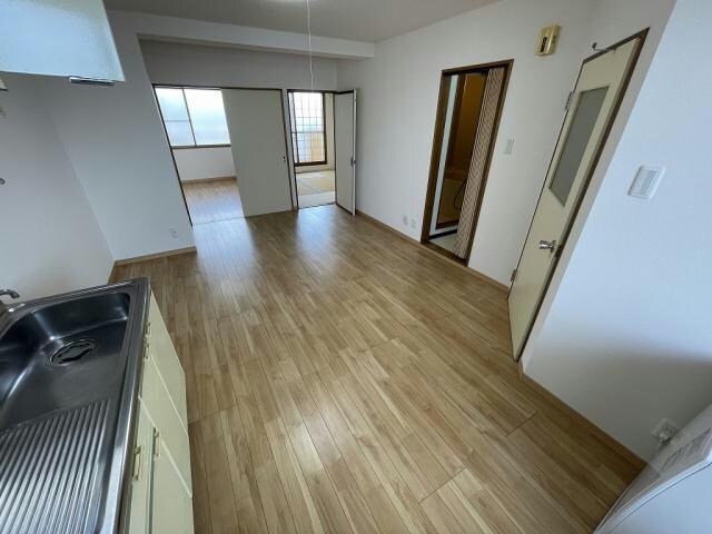 ロイヤルライフ富岡の物件内観写真