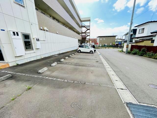 レジデンスkoueiの物件外観写真