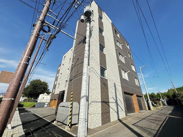 クレールマンション湯の川の物件外観写真