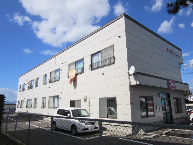 アーバンドムールの物件外観写真