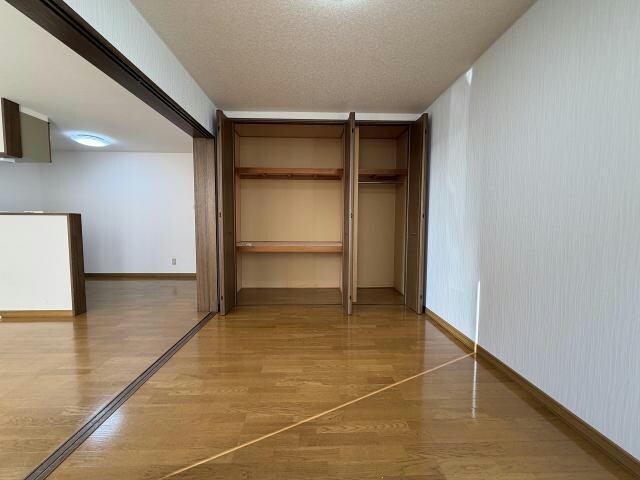 アーバンドムールの物件内観写真