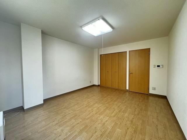 アールズフラットⅡの物件内観写真