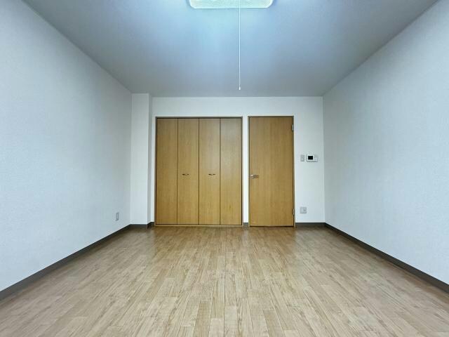 アールズフラットⅡの物件内観写真