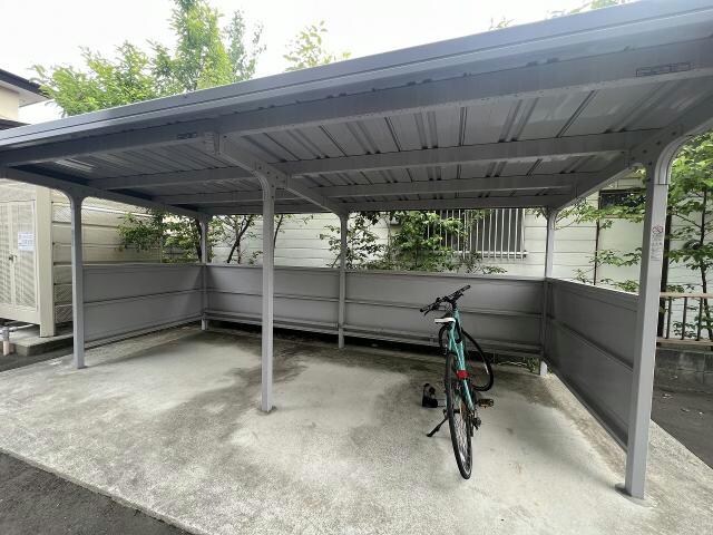 メション五稜郭公園の物件外観写真