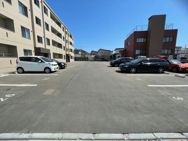 ルミウスの物件外観写真