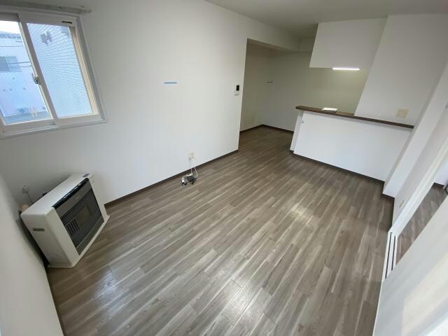 ソル・サリエンテの物件内観写真